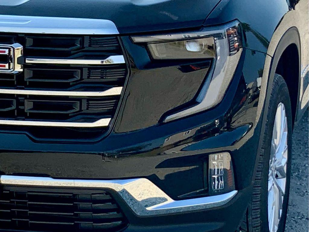 new 2026 GMC Acadia car, priced at $51,550