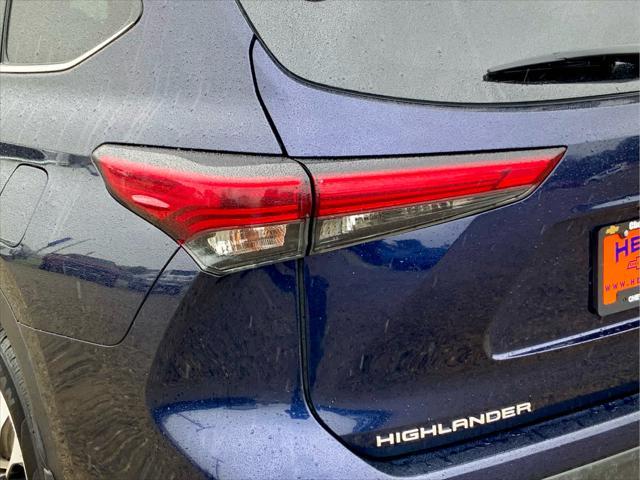 used 2021 Toyota Highlander car, priced at $31,750