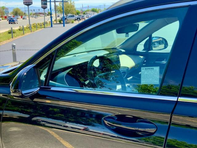 used 2022 Hyundai Santa Fe car, priced at $25,900