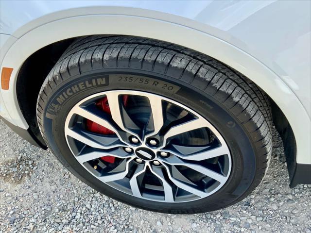 used 2024 Cadillac XT5 car, priced at $49,997