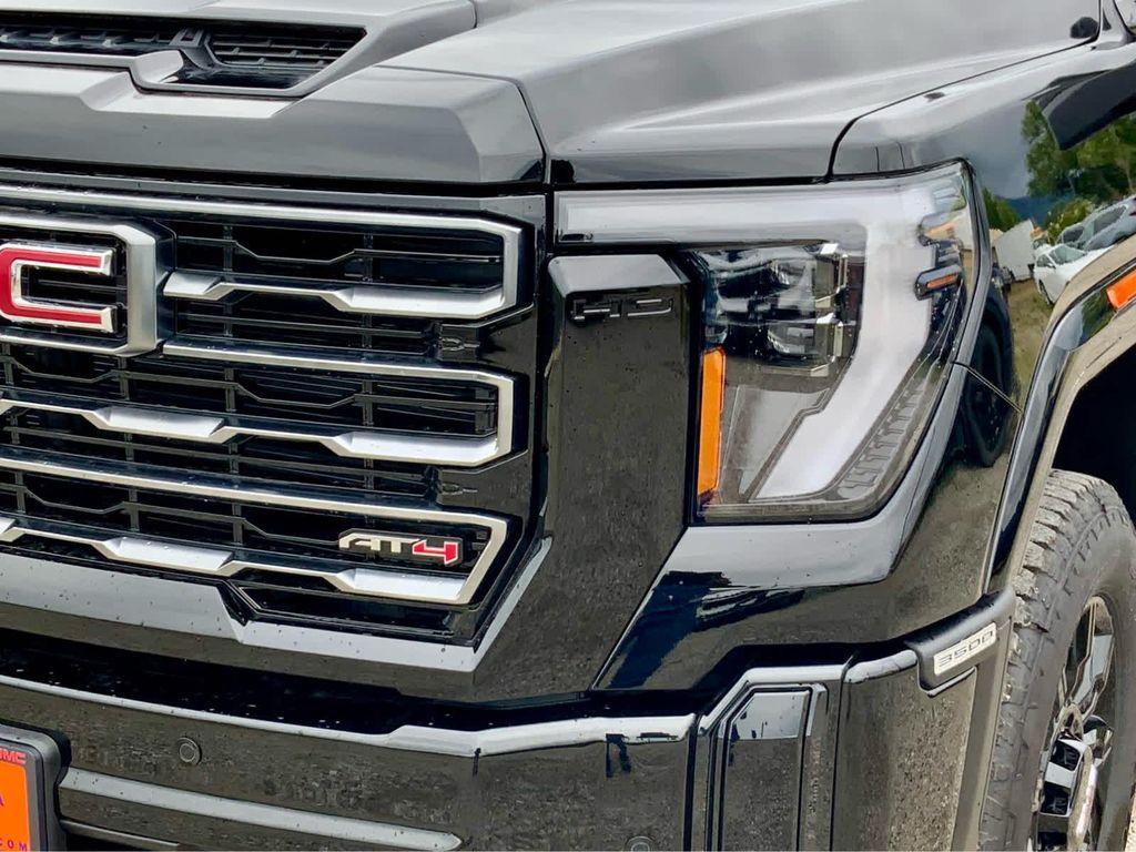 new 2025 GMC Sierra 3500 car, priced at $75,999
