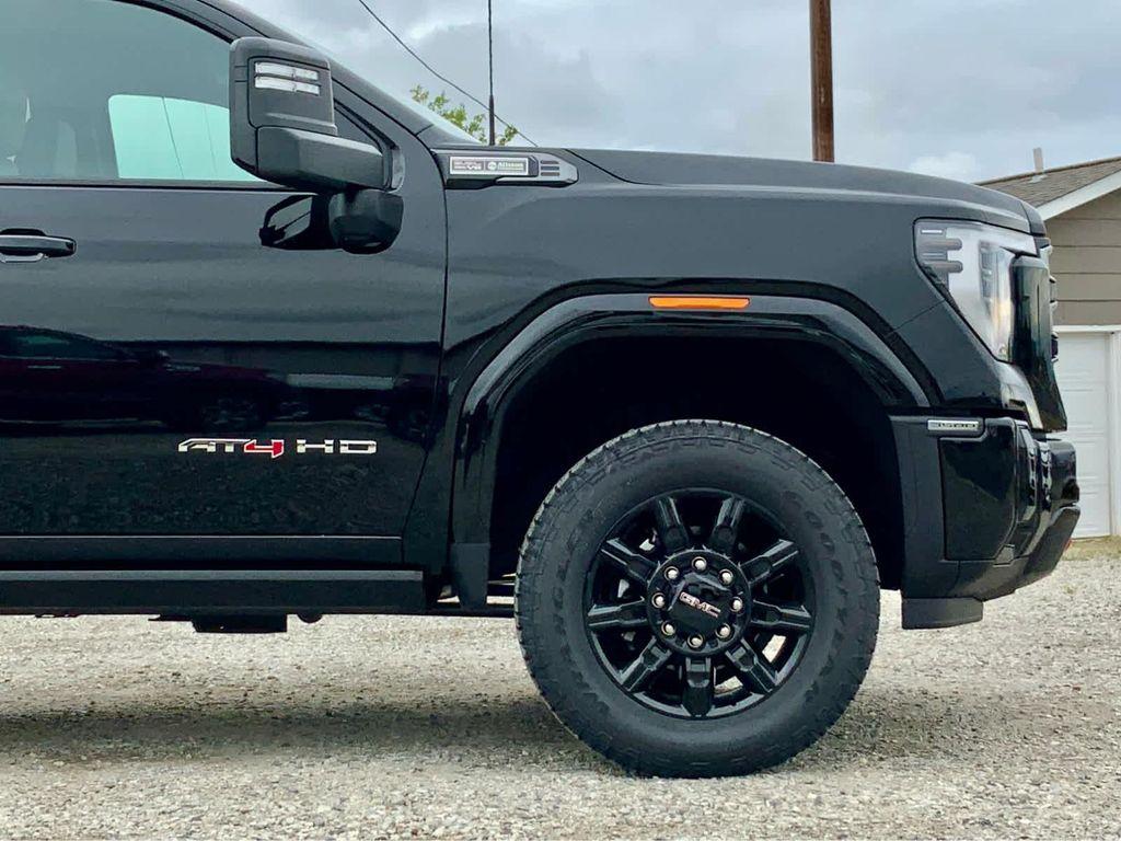 new 2025 GMC Sierra 3500 car, priced at $75,999