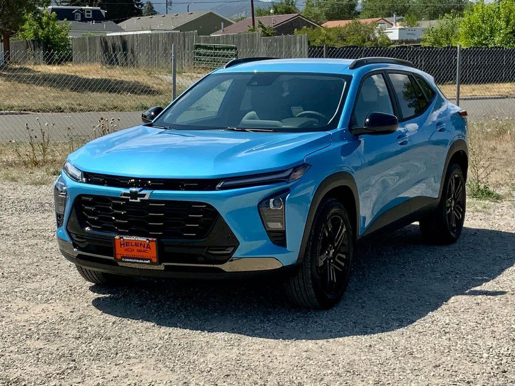 new 2025 Chevrolet Trax car, priced at $26,210