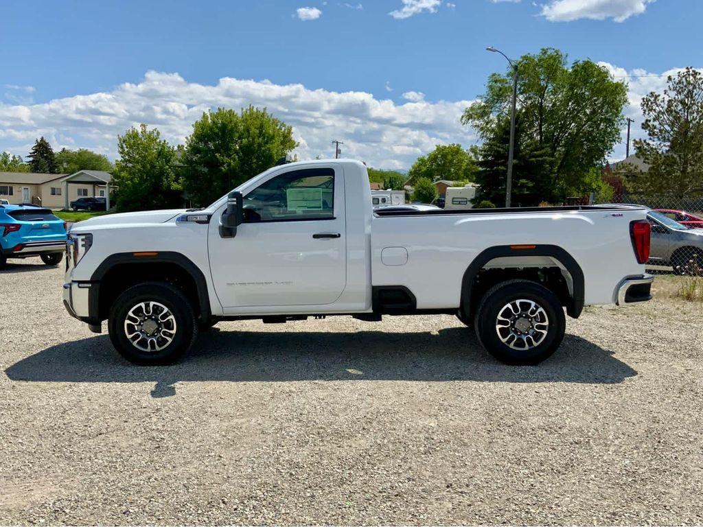 new 2025 GMC Sierra 3500 car, priced at $50,198