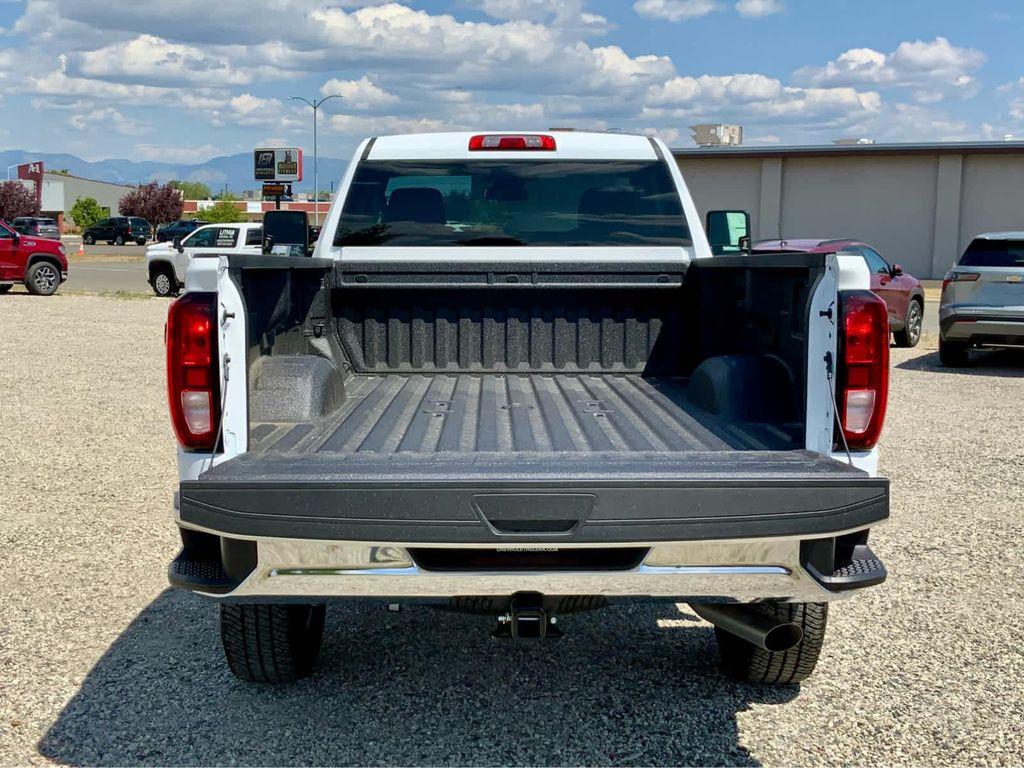 new 2025 GMC Sierra 3500 car, priced at $50,198