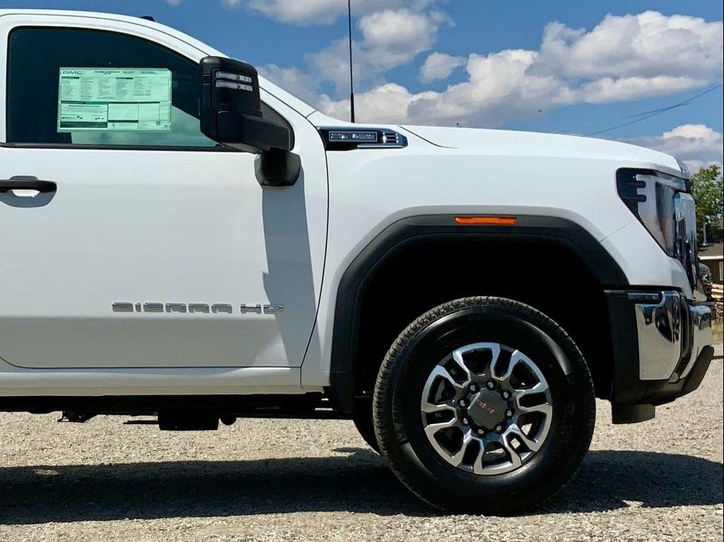 new 2025 GMC Sierra 3500 car, priced at $50,198