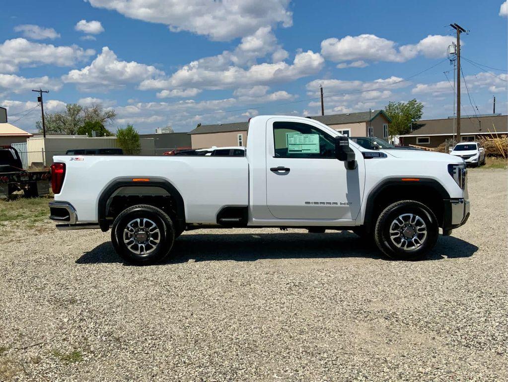 new 2025 GMC Sierra 3500 car, priced at $50,198