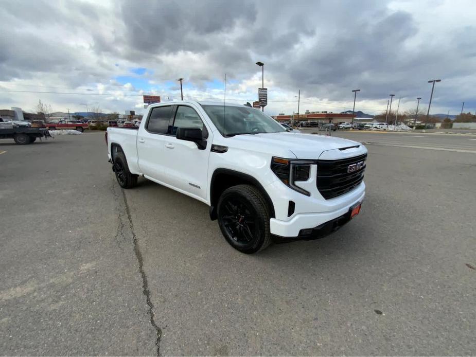 new 2024 GMC Sierra 1500 car, priced at $52,499