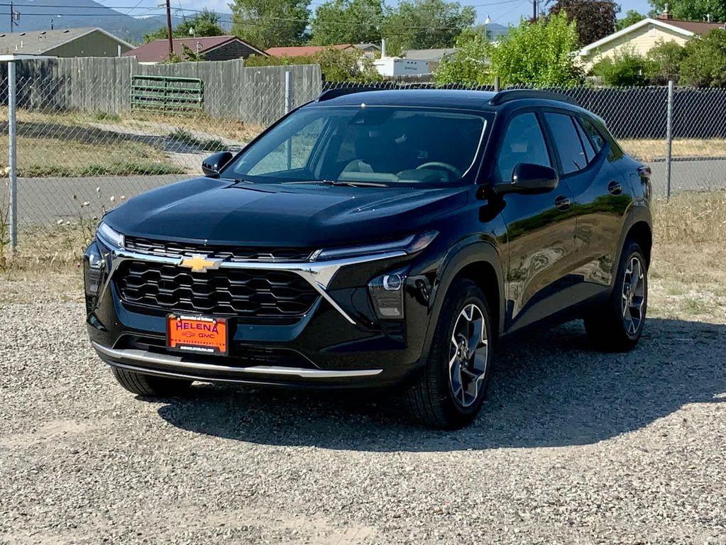 new 2025 Chevrolet Trax car, priced at $23,690