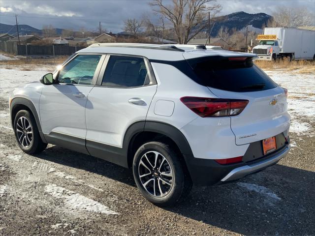 new 2025 Chevrolet TrailBlazer car, priced at $27,024