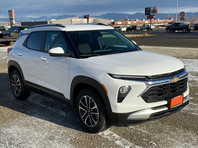 new 2025 Chevrolet TrailBlazer car, priced at $27,024