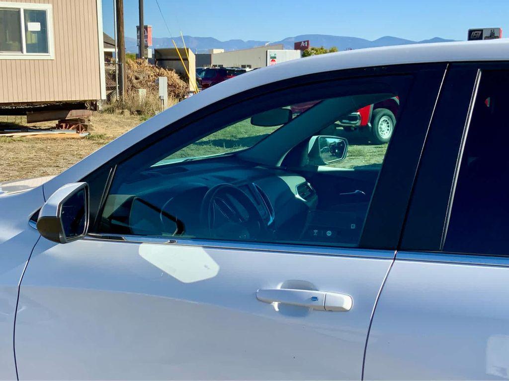 used 2024 Chevrolet Equinox car, priced at $21,999