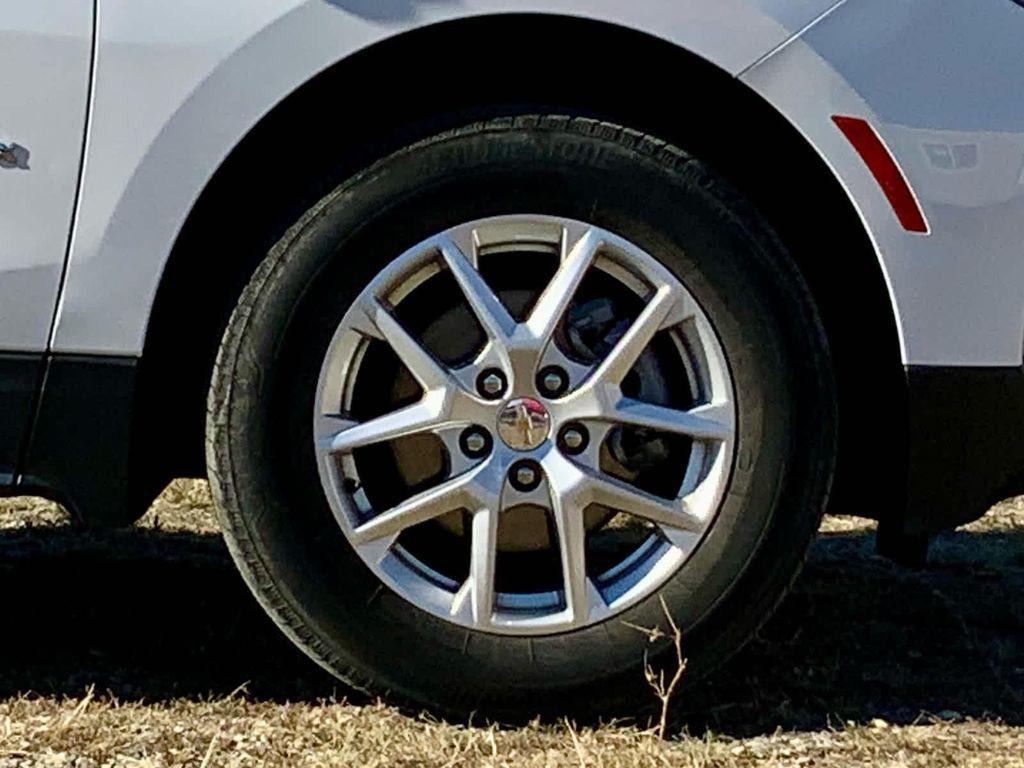 used 2024 Chevrolet Equinox car, priced at $21,999
