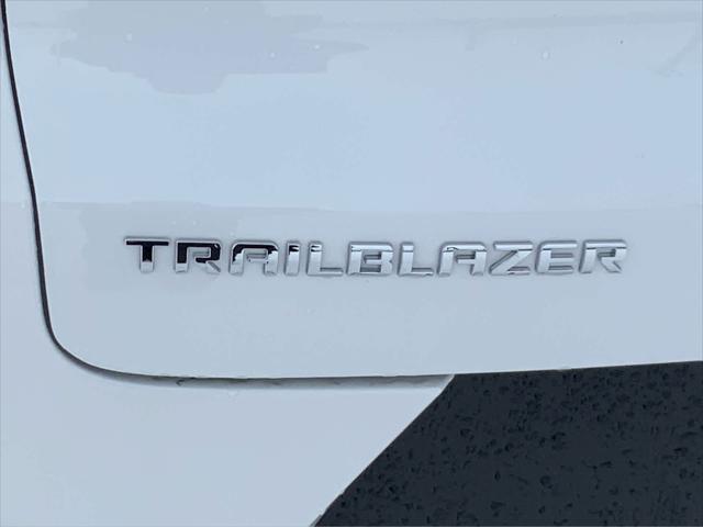 new 2025 Chevrolet TrailBlazer car, priced at $25,385