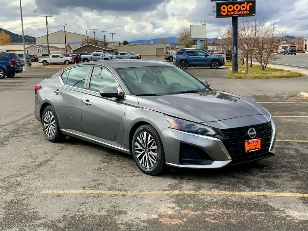 used 2023 Nissan Altima car, priced at $19,900