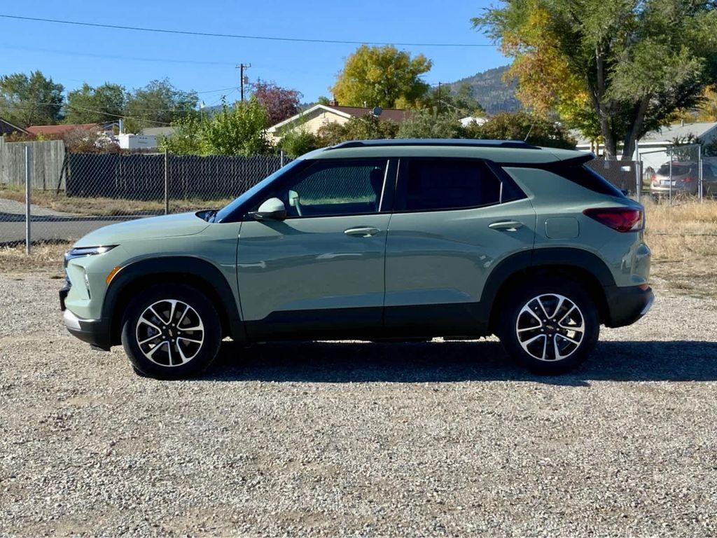 new 2026 Chevrolet TrailBlazer car, priced at $25,999