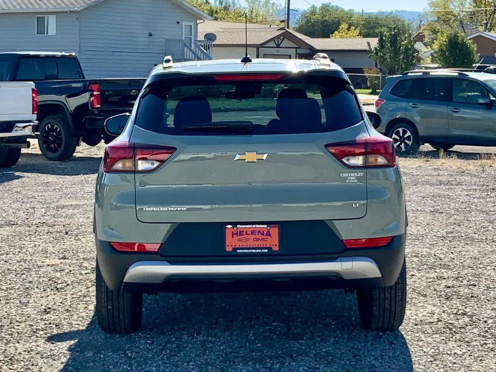 new 2026 Chevrolet TrailBlazer car, priced at $25,999