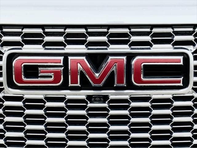 new 2024 GMC Yukon XL car, priced at $85,915