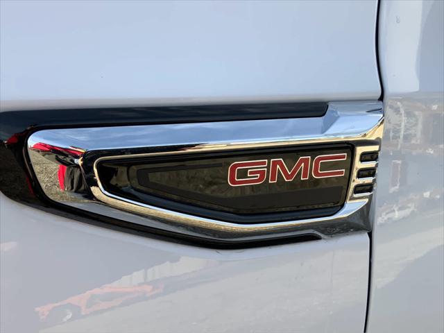 new 2025 GMC Yukon XL car, priced at $80,925