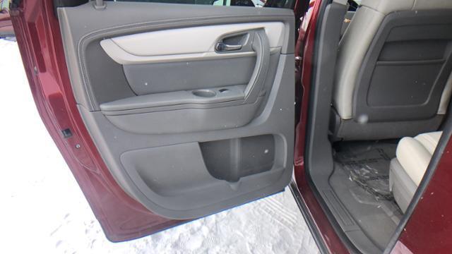 used 2015 Chevrolet Traverse car, priced at $11,997