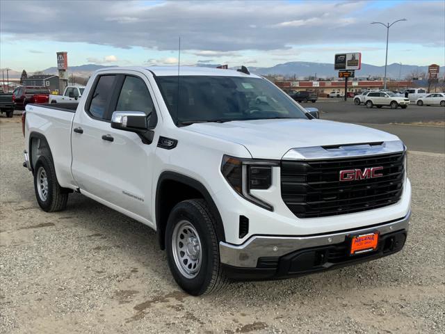 new 2025 GMC Sierra 1500 car, priced at $45,117