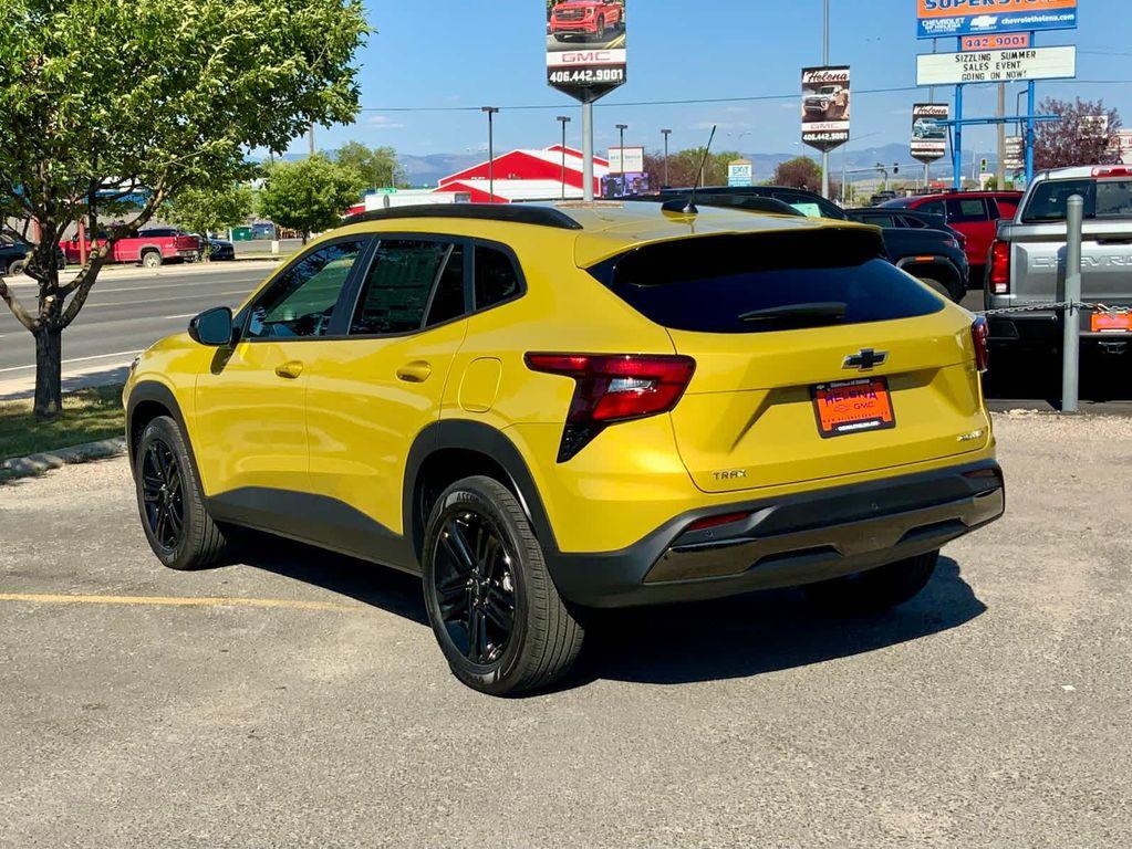 new 2025 Chevrolet Trax car, priced at $24,376