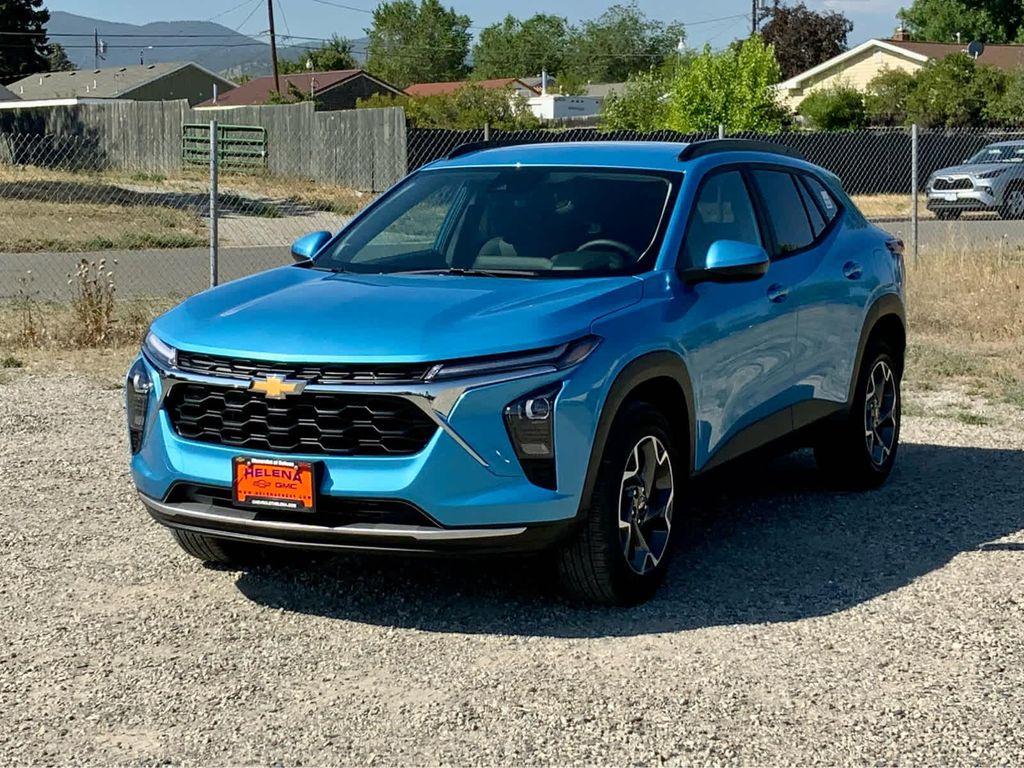 new 2025 Chevrolet Trax car, priced at $24,085