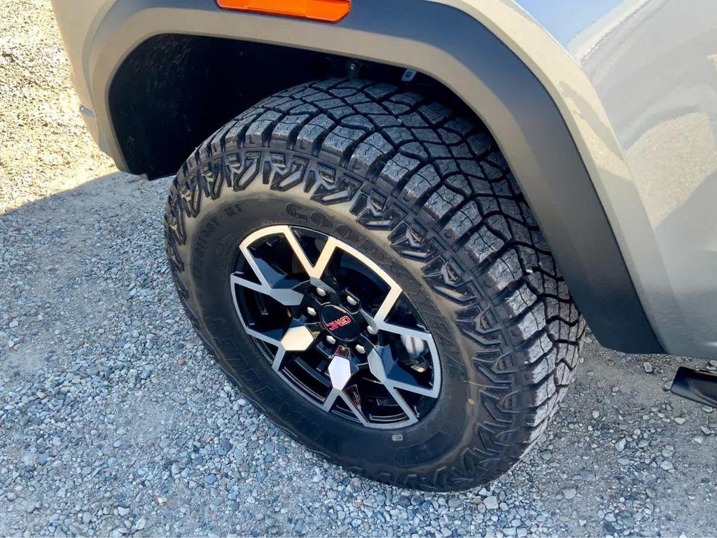 new 2026 GMC Canyon car, priced at $58,621