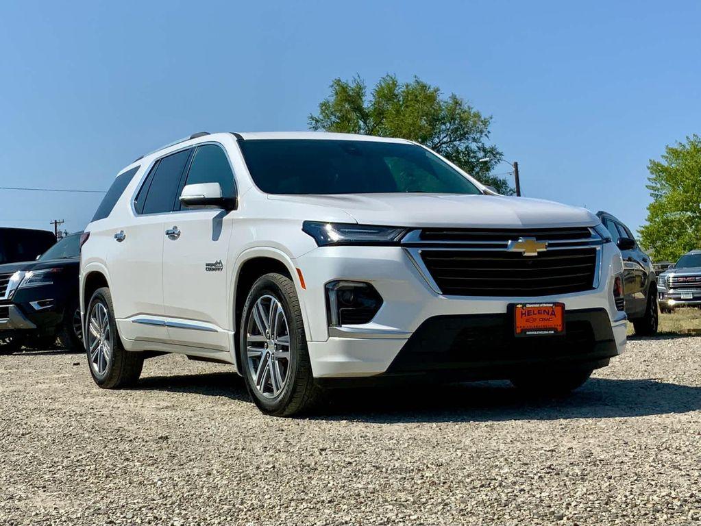 used 2022 Chevrolet Traverse car, priced at $39,998