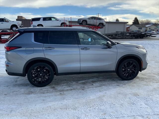 used 2023 Mitsubishi Outlander car, priced at $23,600