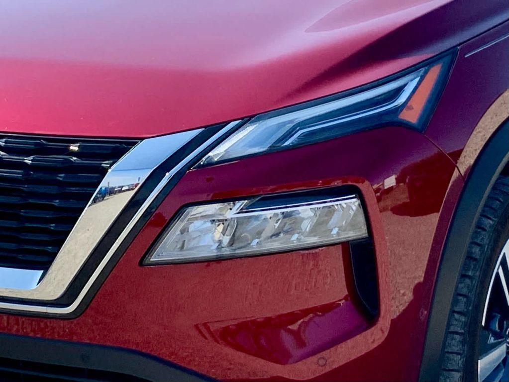 used 2023 Nissan Rogue car, priced at $27,900