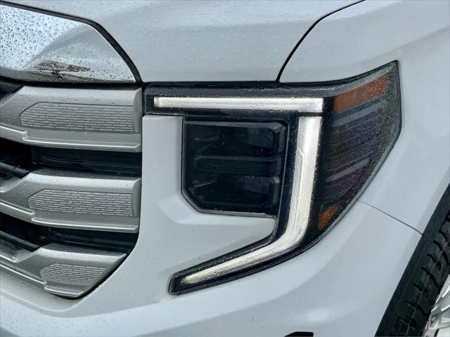 used 2023 GMC Sierra 1500 car, priced at $35,900