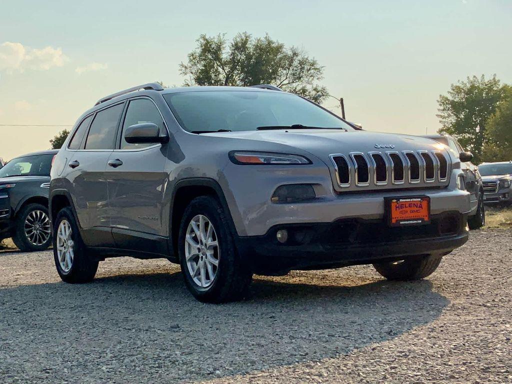 used 2015 Jeep Cherokee car, priced at $9,977