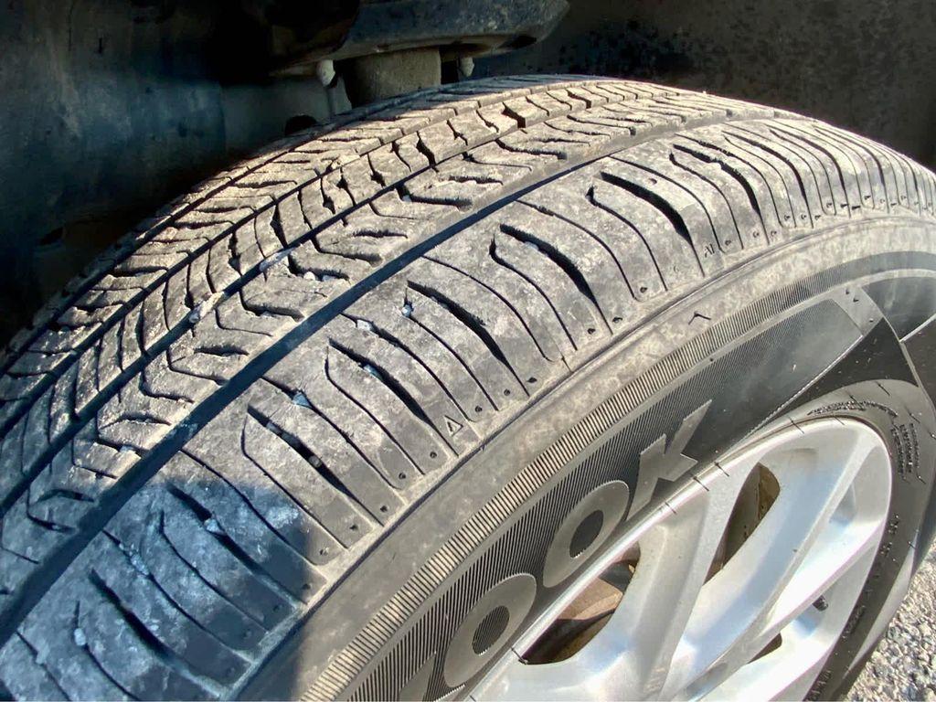 used 2015 Jeep Cherokee car, priced at $9,977