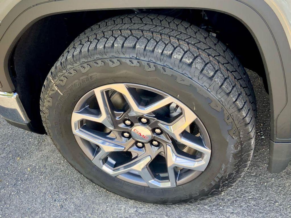 new 2025 GMC Sierra 1500 car, priced at $64,911