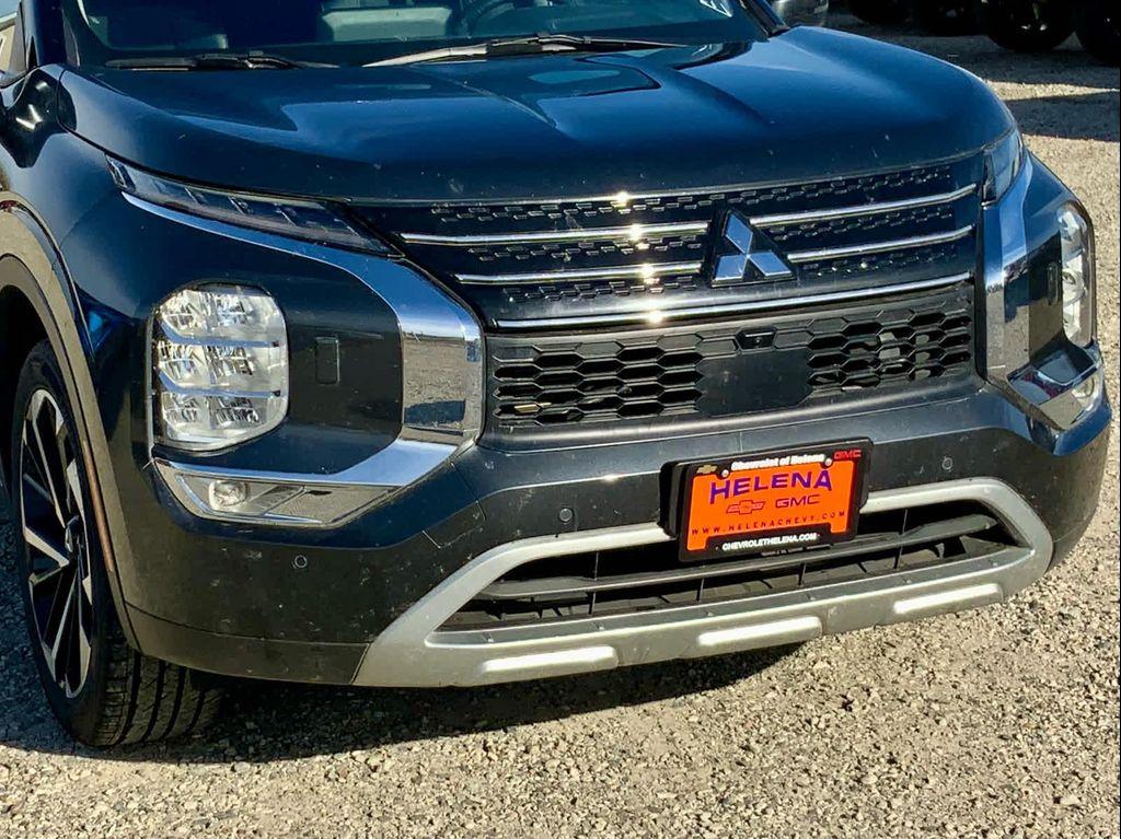 used 2024 Mitsubishi Outlander car, priced at $29,500