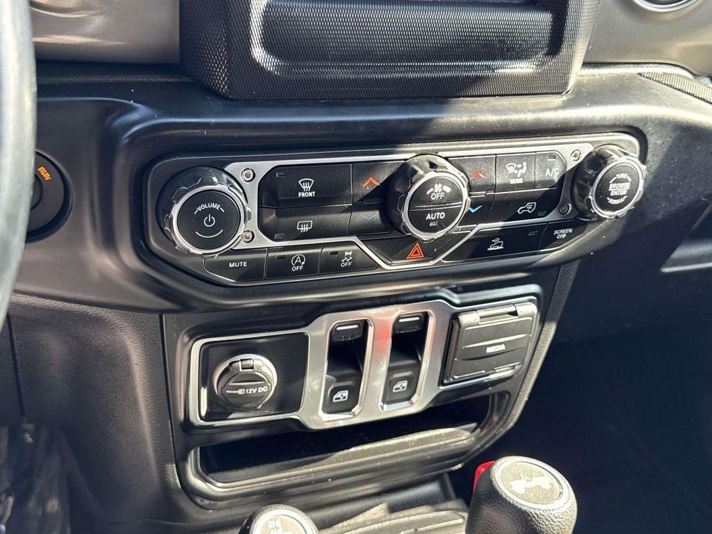 used 2021 Jeep Wrangler car, priced at $26,900