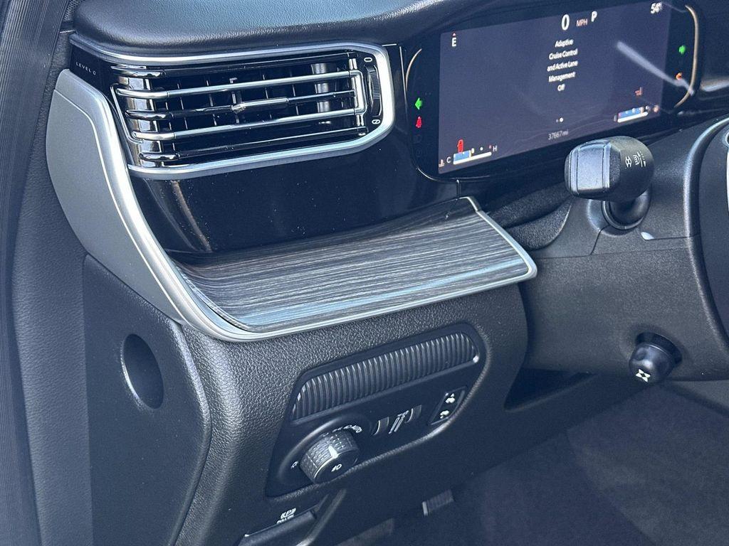 used 2022 Jeep Wagoneer car, priced at $44,500