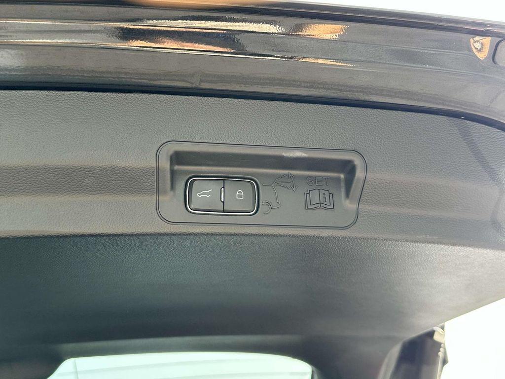 used 2022 Ford Explorer car, priced at $28,000