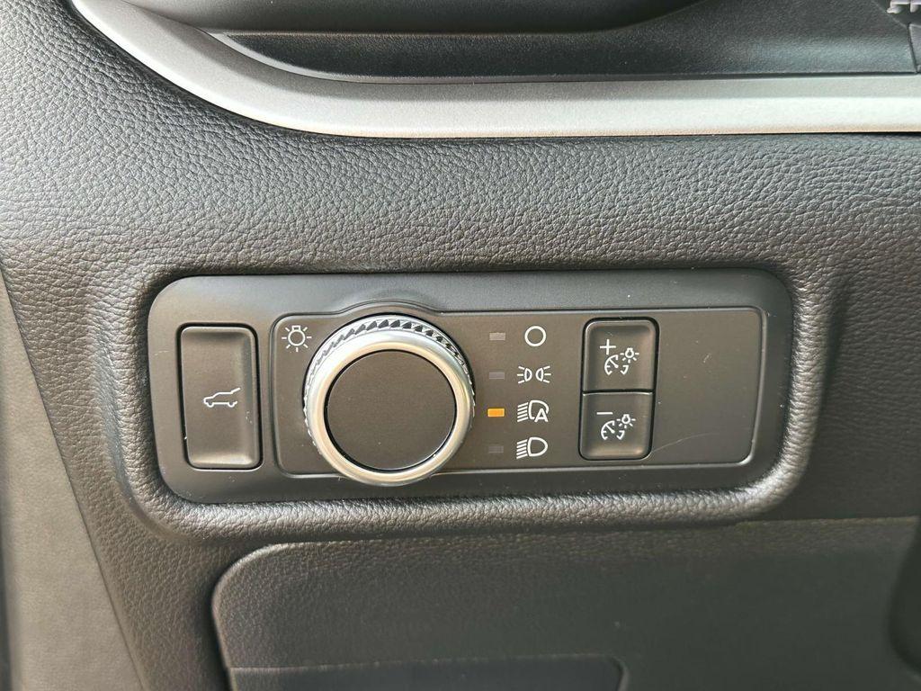 used 2022 Ford Explorer car, priced at $28,000