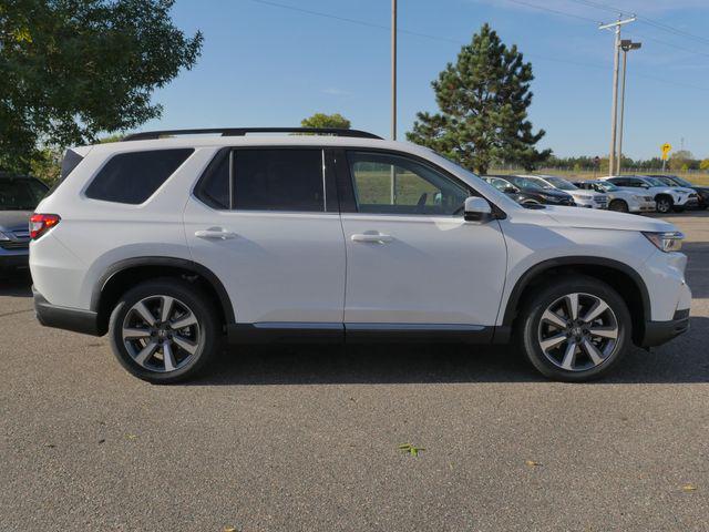 new 2025 Honda Pilot car, priced at $48,326