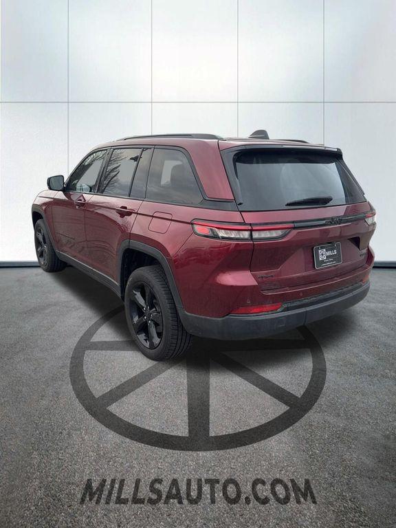 used 2023 Jeep Grand Cherokee car, priced at $32,848