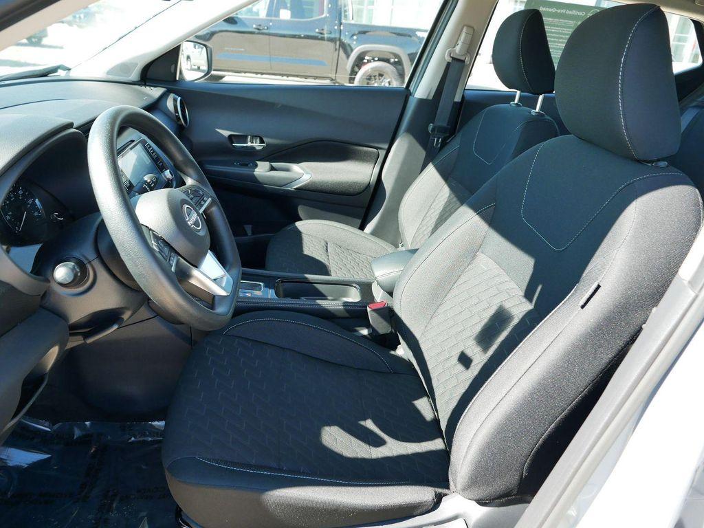 used 2024 Nissan Kicks car