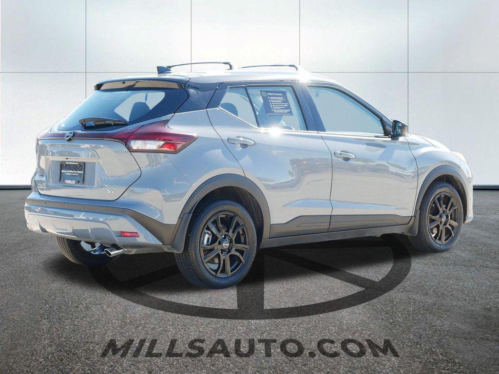 used 2024 Nissan Kicks car