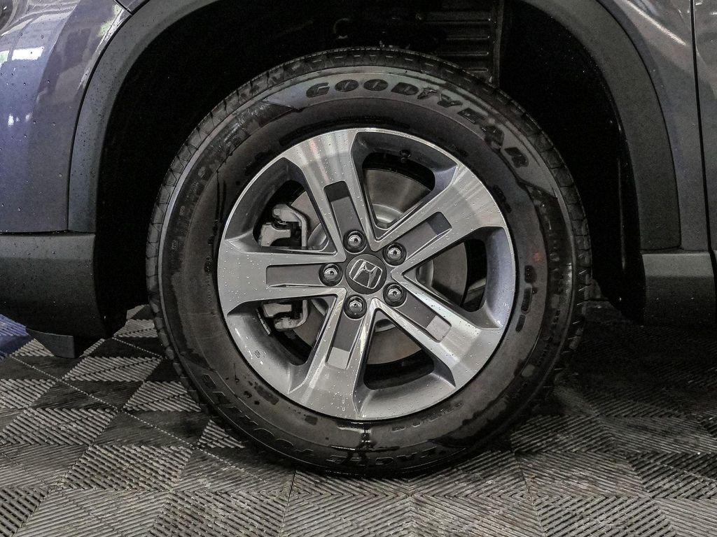 new 2025 Honda Pilot car, priced at $46,780