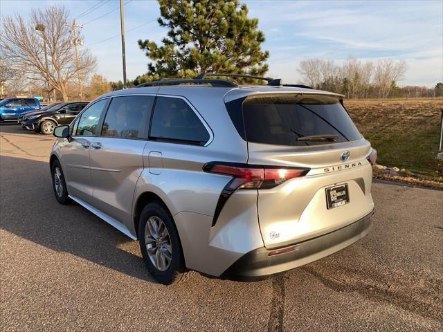 used 2022 Toyota Sienna car, priced at $33,592