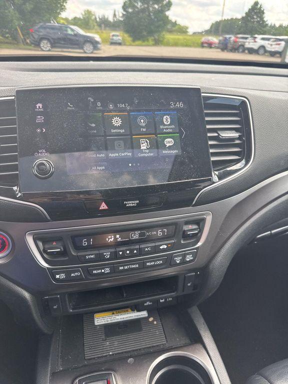 used 2022 Honda Pilot car, priced at $29,819