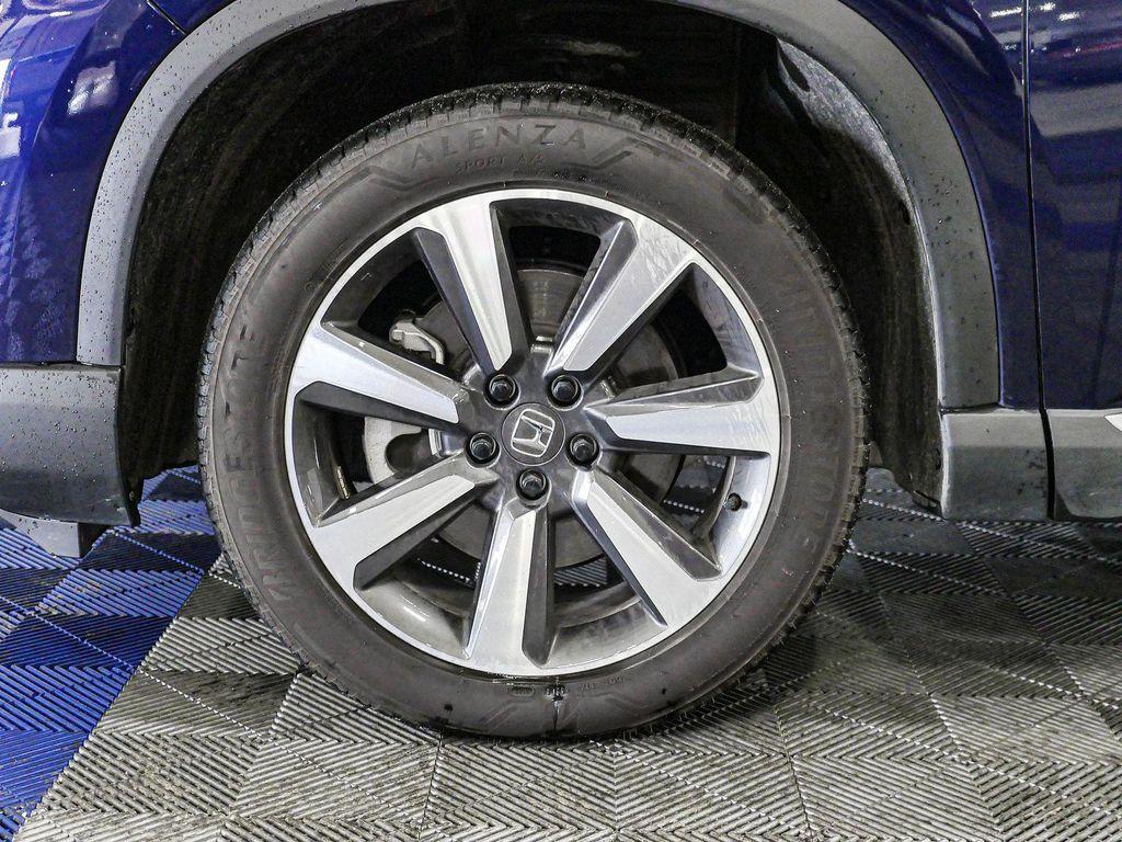 used 2023 Honda Pilot car, priced at $44,211