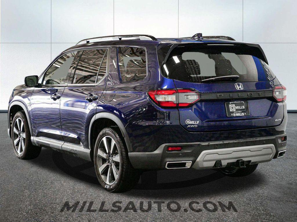 used 2023 Honda Pilot car, priced at $44,211