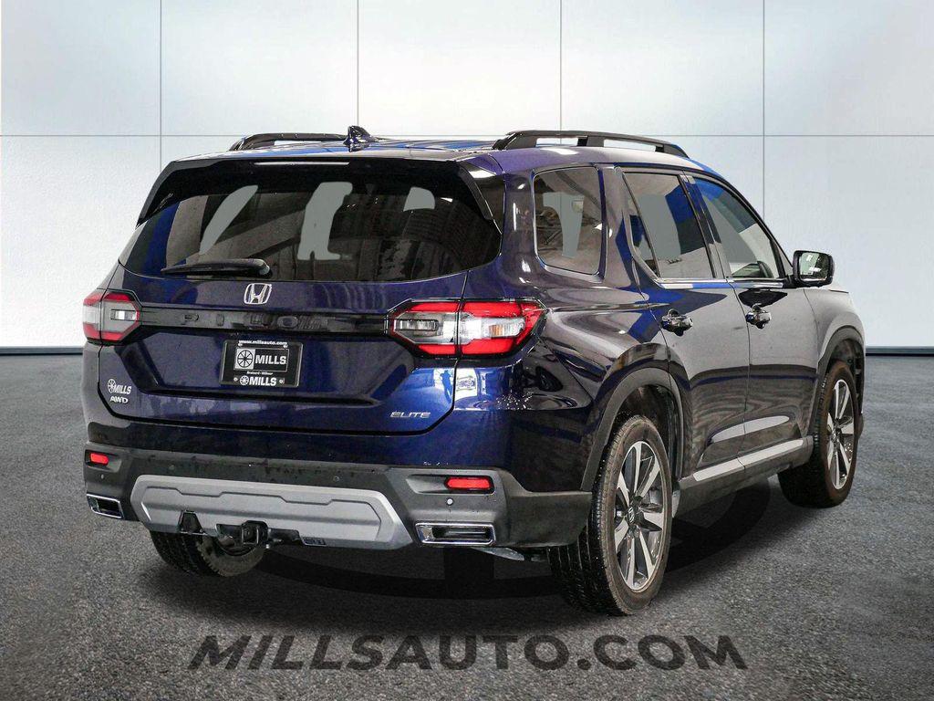 used 2023 Honda Pilot car, priced at $44,211